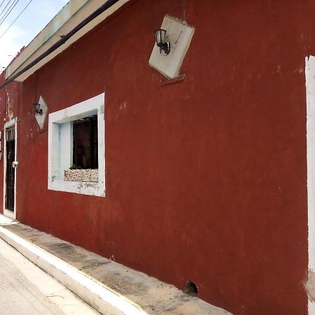 Cuartos Y Hostal Jaqueline カンペチェ エクステリア 写真