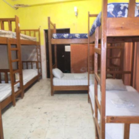 Cuartos Y Hostal Jaqueline カンペチェ エクステリア 写真